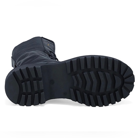 AS.98 Trevy Fur Sherpa lined combat boots black orange 39 8.5 9 worn few x’s - Picture 9 of 10